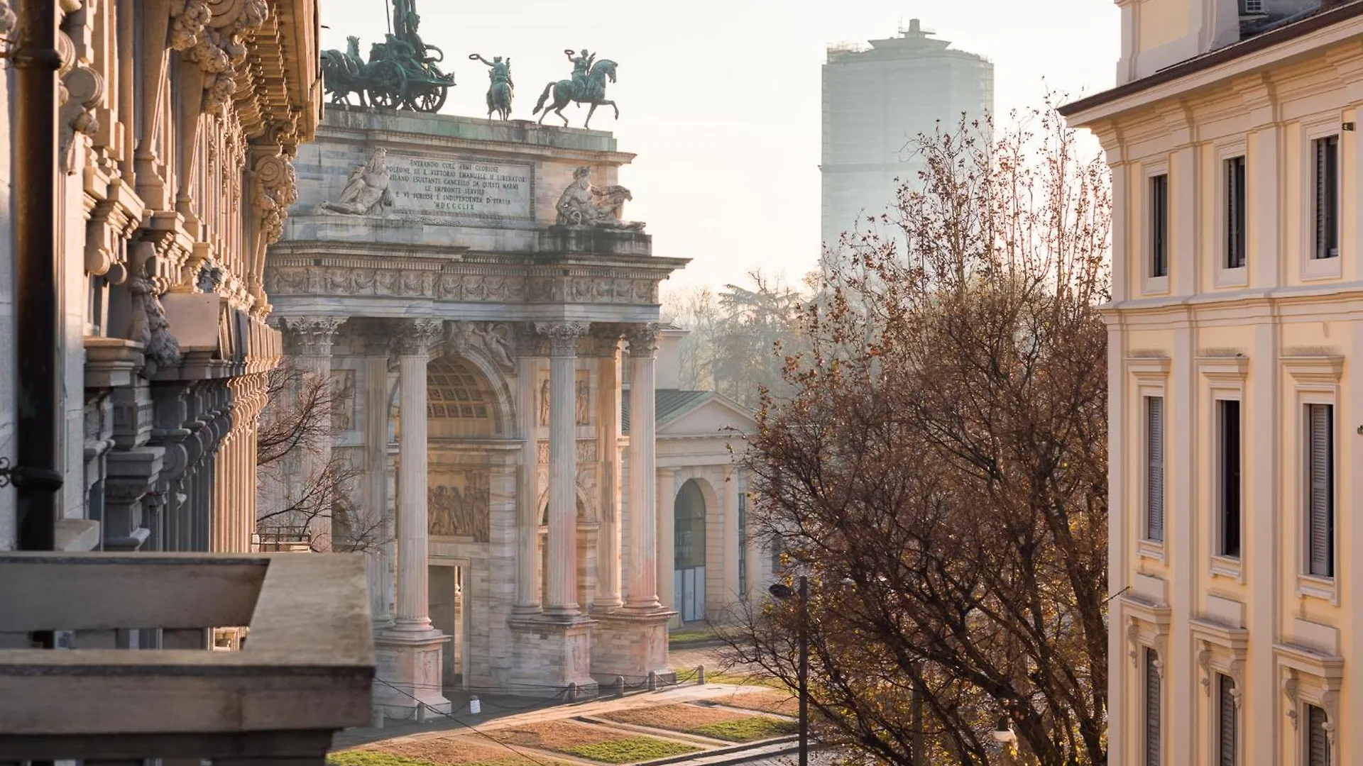 La Vista Sull'Arco -Luxury Apartment Milan