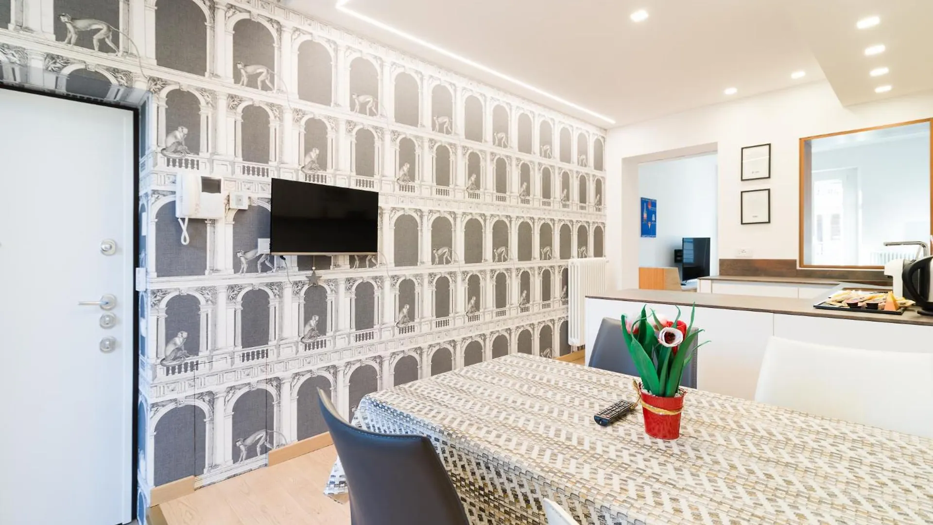 La Vista Sull'Arco -Luxury Apartment Milan